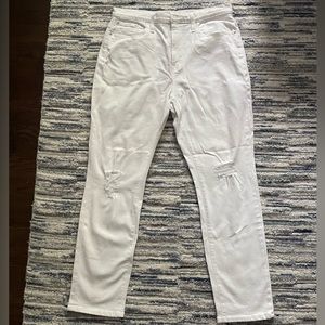 Worn twice! Madewell white jeans with distress knee detail